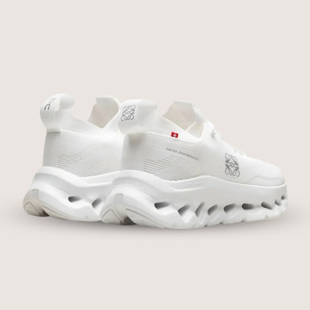 ON Cloudtilt x Loewe Women